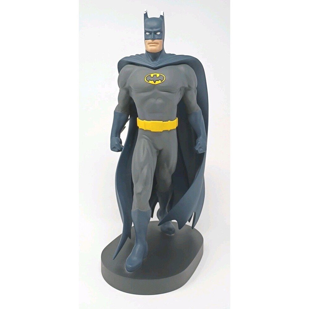 Warner Bros. Studio Store DC Comics 1998 BATMAN Dark Knight Statue Imperfect